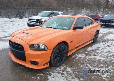 2014 Dodge Charger Srt8 из США, поврежденный, VIN 2C3CDXEJ6EH165537